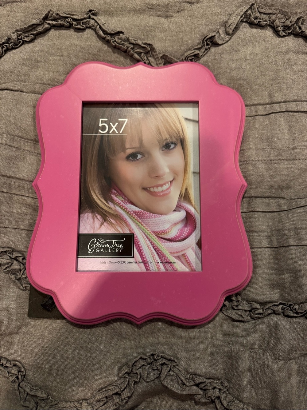 Hobby Lobby Pink Scalloped 5x7 Photo Frame